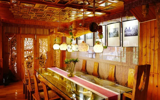 InYue Holiday Hotel