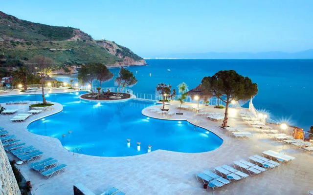 Aria Claros Beach & Spa Resort – All Inclusive