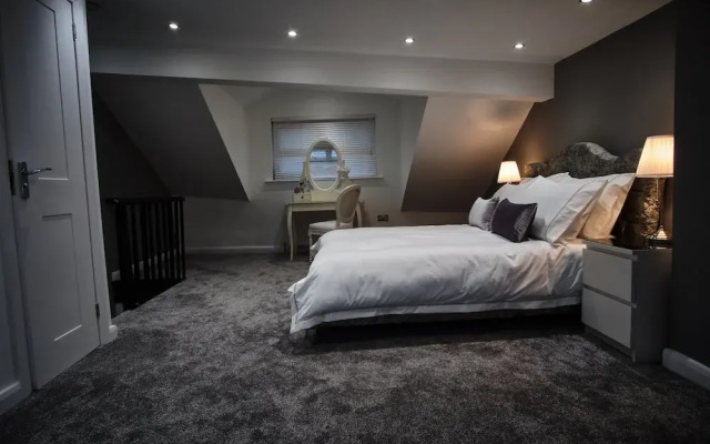The Townhouse Simple2let Serviced Apart