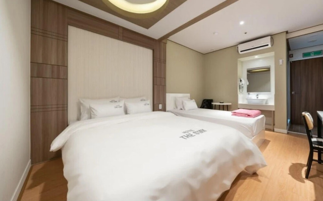 Hwasung Dongtan Thestay