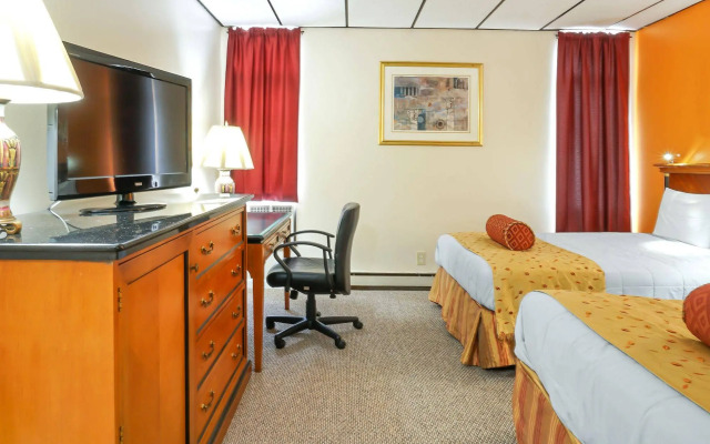 M Star North Canton - Hall of Fame