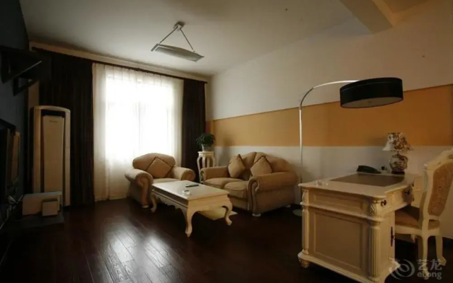 SHIFT International Exchange Center Hotel