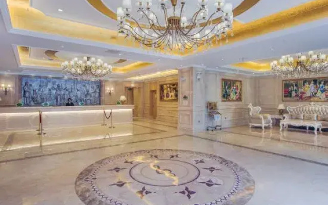 Vienna Hotel (Wuhan Dahualing AEON Menglecheng Branch)