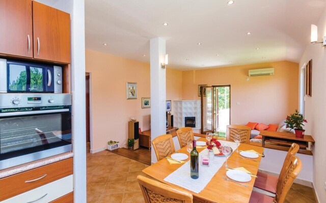 Beautiful Home in Gruda With Wifi and 2 Bedrooms