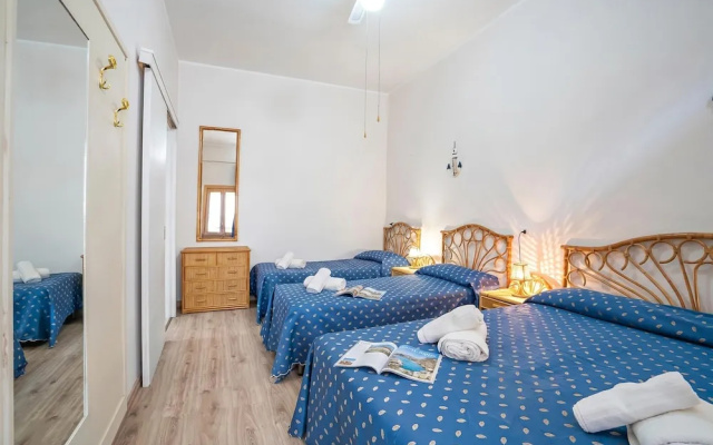 Brezza Apartment Near The Sea