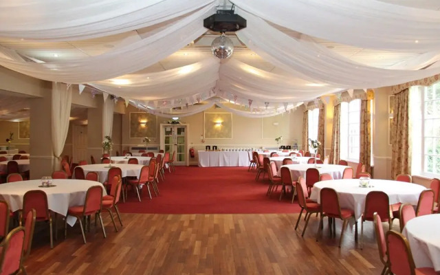 Oriel Hotel