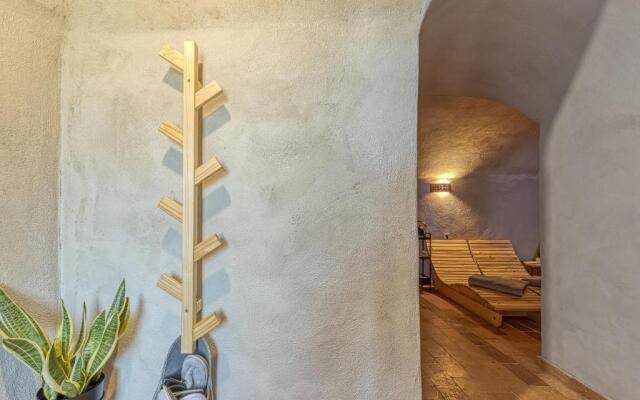 House On The Hill Wellness Chalet