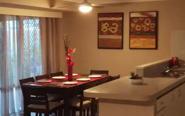 The Quiet Family Getaway In Bassendean