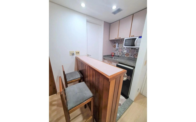 Qi Ibirapuera Intelligence Flat internet fibra e limpeza UH1903