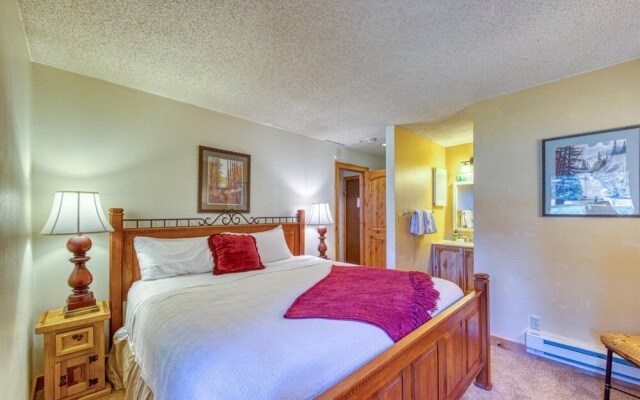 2 Bedroom Condo in Keystone - West Keystone