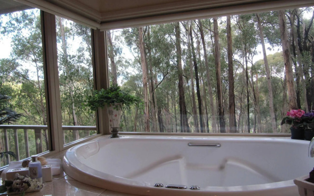 Myers Creek Cascades Luxury Cottages