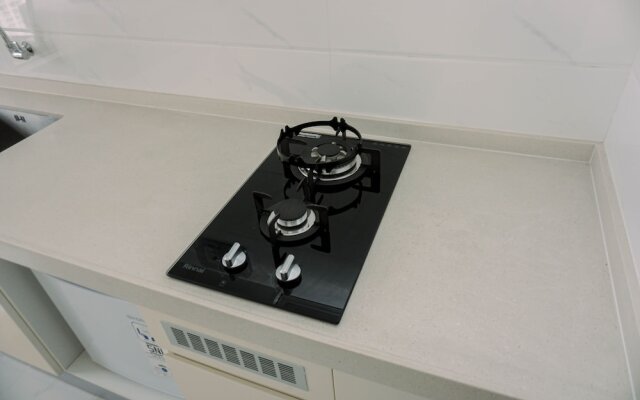 Cozy And Best Choice Studio Sky House Bsd Apartment