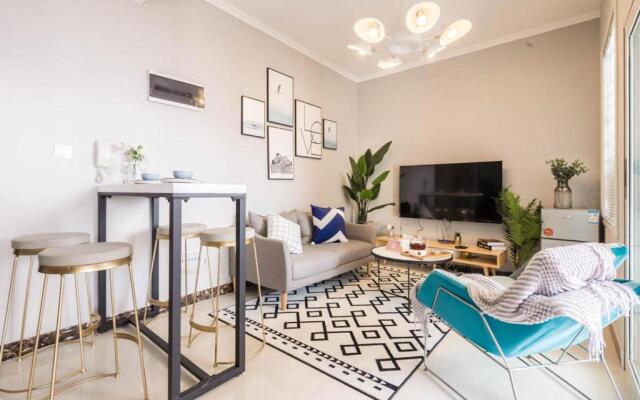 Zhengzhou Shangjie·Near Wuyun Mountain· Locals Apartment 00144970