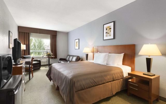 High Prairie Inn