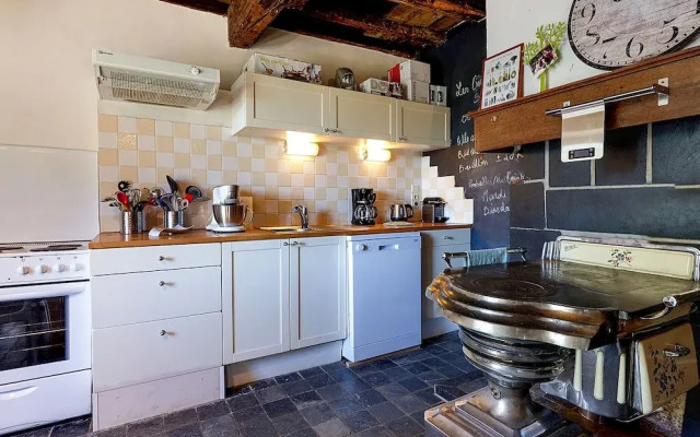 Cozy Holiday Home in Gros-fays With Terrace