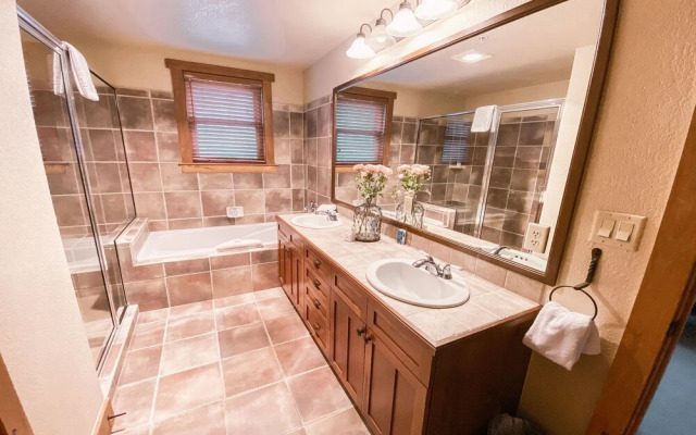 Red Hawk Townhomes 2338