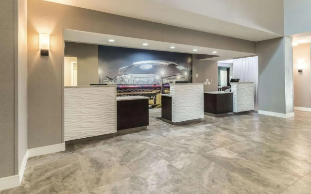 LaQuinta Dalla North / Arlington