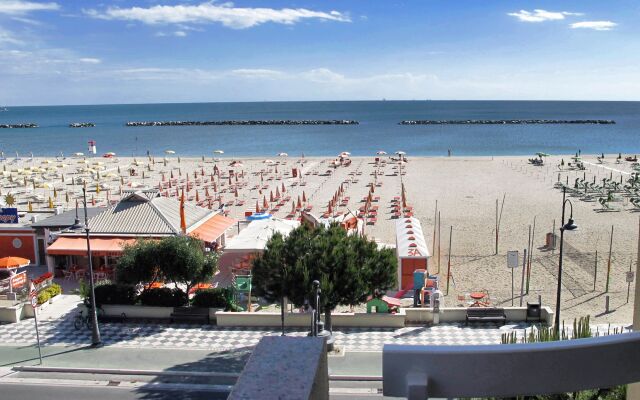 COLORADO Hotel snc by Prandolini Floria & C