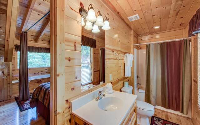 Smoky Ridge View - Three Bedroom Cabin