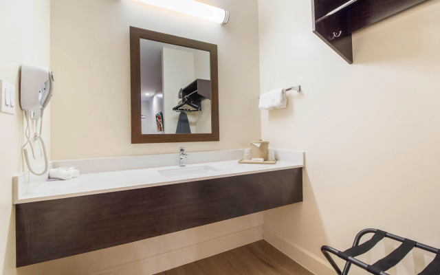 Red Roof Inn Houston - Willowbrook