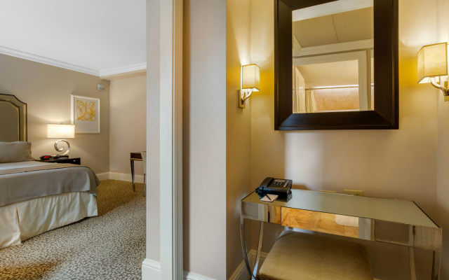 Omni Berkshire Place