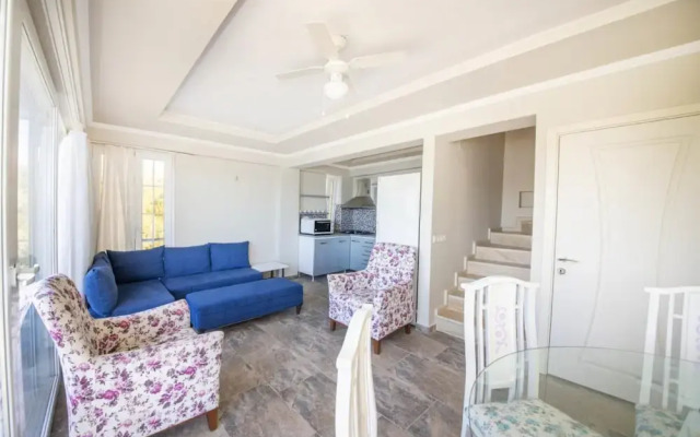 Villa With Sea View and Terrace in Milas Bodrum