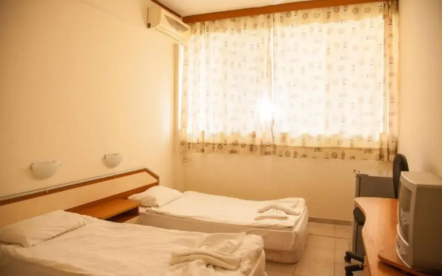Hostel Arena