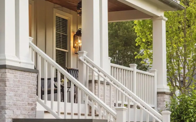 1313 West Luxury Boutique Hotel