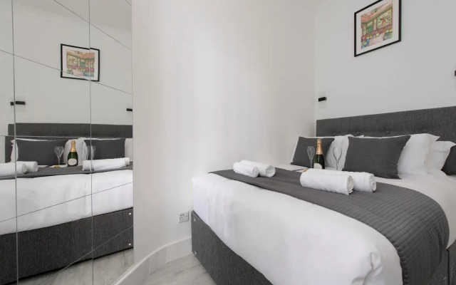 Tower Bridge(TB1) Exclusive Two bedroom apartment