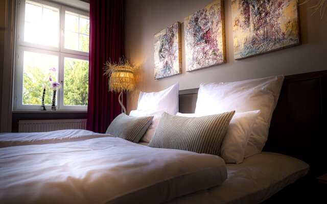 Blumeins - Das Refugium