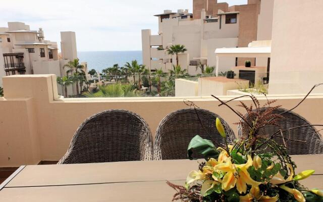 Beach Front Penthouse with Own Pool. BP8B
