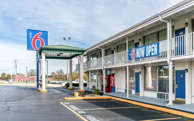 Motel 6 Somerset, KY