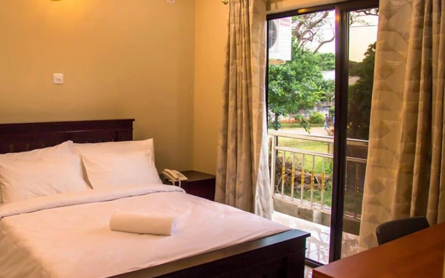 Nyamfinzi Hotel
