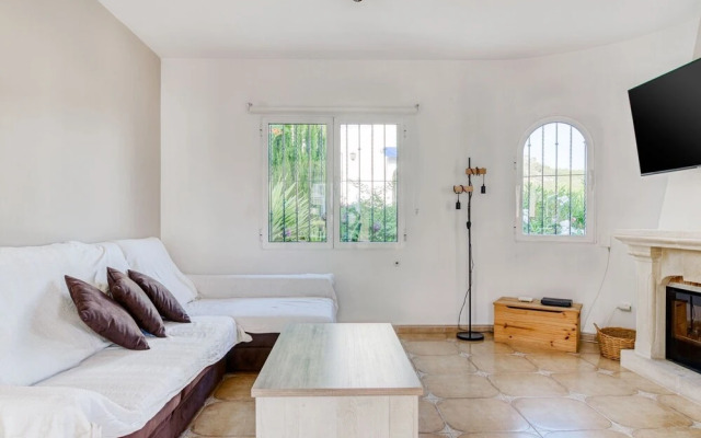 Relax Villa With Private Pool