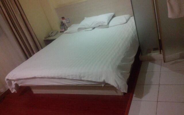 Hanting Express Hangzhou Wulin Plaza West