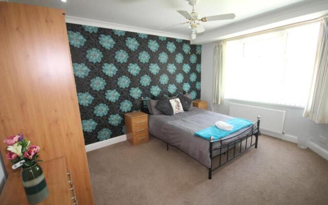 Hounslow House