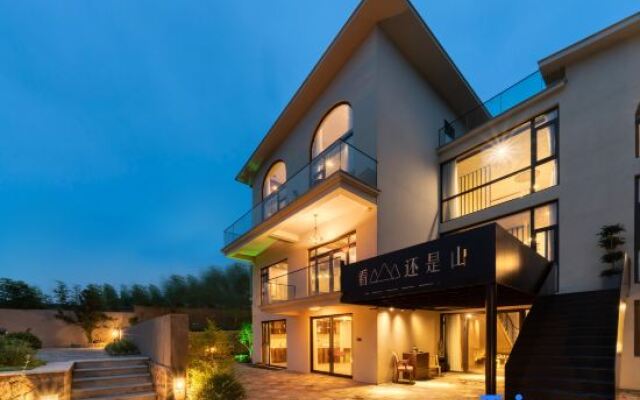 Mountain side homestay