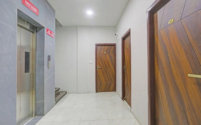 Fabhotel Bluemoon Residency