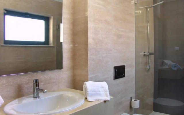 Villas Novochoro - Small Garden