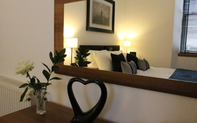 Brackness House Luxury B&B