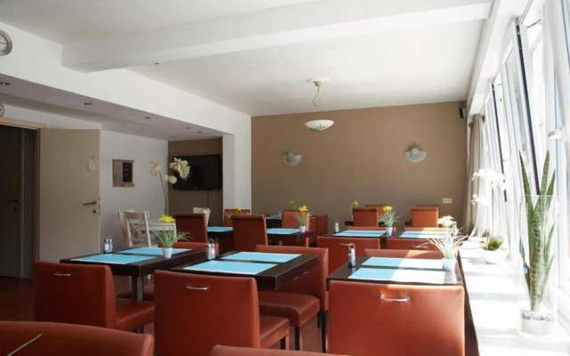 Hotel Ambassadeur