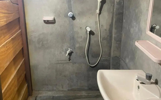 Lemon Tree Hostel