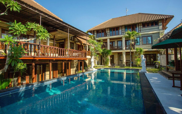 Dynasty Estate