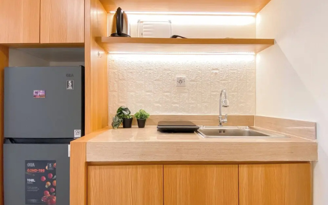 Warm And Cozy 2Br At Meikarta Apartment