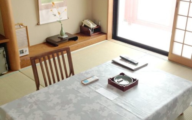 Sakyu Onsen Yumeron – Guest Rooms – Mitane
