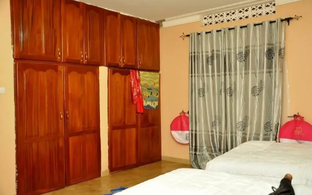 Dorabo Tourist Hotel