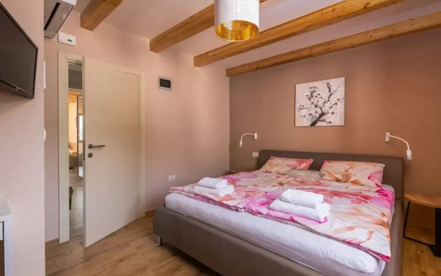 Villa with Sea Views, Hot Tub, & Roof Terrace