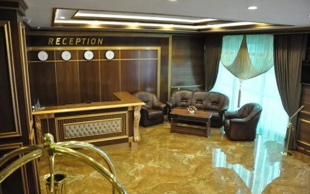 Joyy Hotel & Spa