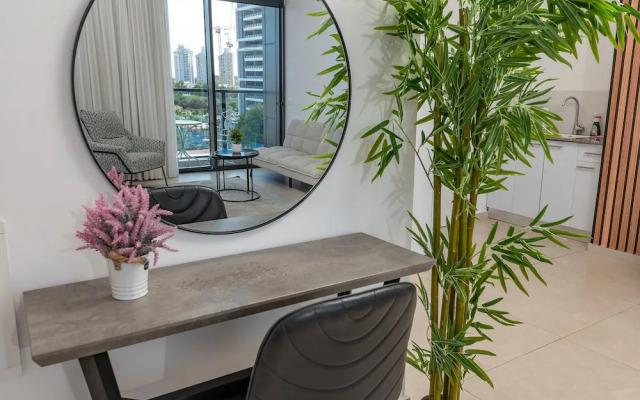 Hi - Yam SeaView Apartments & Suites