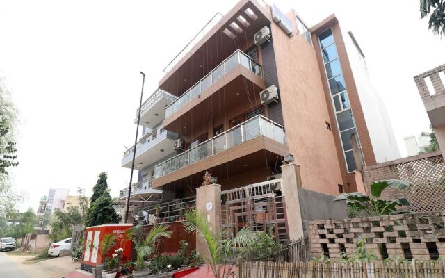 OYO 23412 Horizon Residency